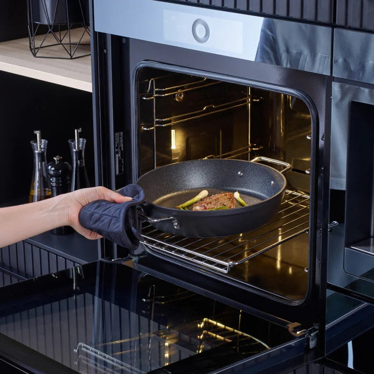Adamant® Serving Pan